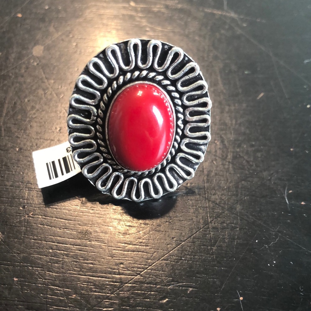 Red coral German silver ring. Size 6. 1.25in diameter.